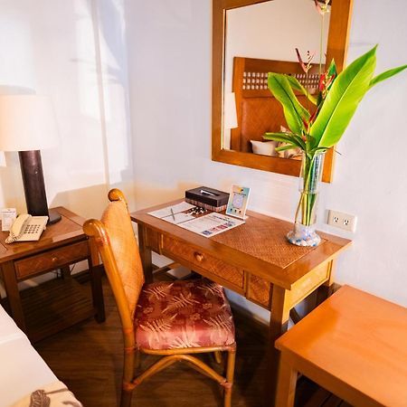 Manoc-Manoc Boracay Tropics Resort Hotel מראה חיצוני תמונה