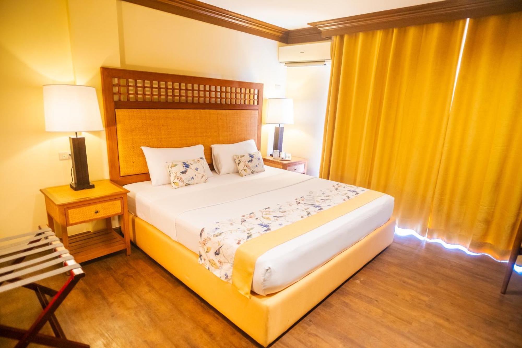 Manoc-Manoc Boracay Tropics Resort Hotel מראה חיצוני תמונה